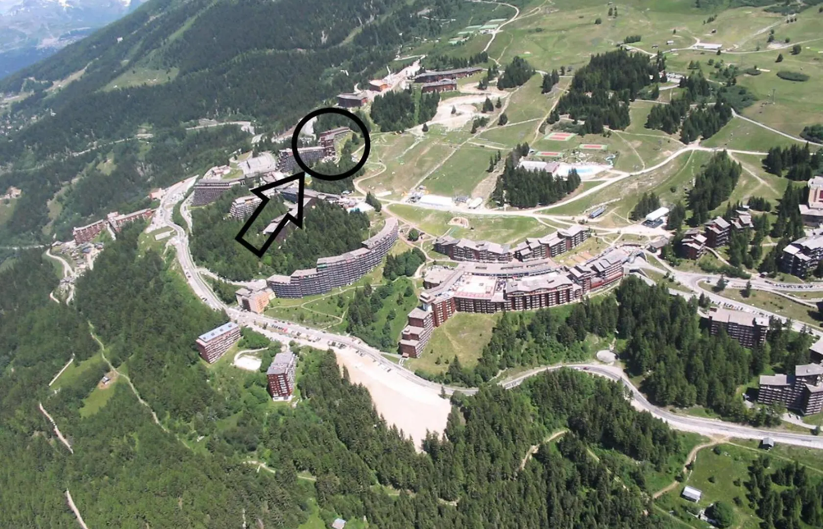 Residence Belles Challes - Studio 4 Personnes A Arc 1800 Skis Aux Pieds Et Proche Des Commerces Dans Le Village Du Charvet Mae-1799 Les Arcs  Apartment Les Arcs (Savoie)